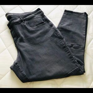 Old Navy Rockstar Moto jeans, size 20